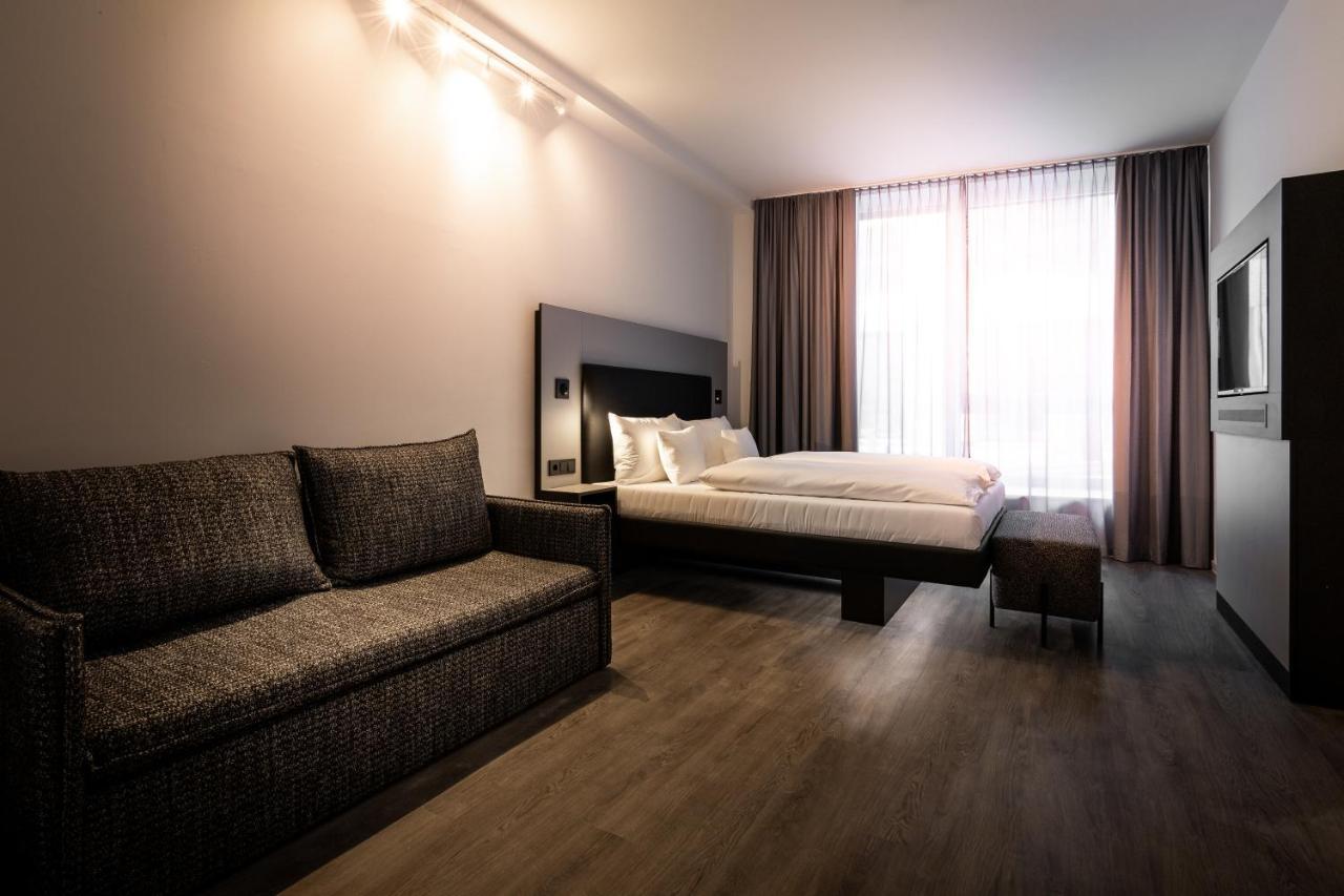 Ginn Apartment-Hotel Stuttgart-Esslingen エスリンゲン エクステリア 写真