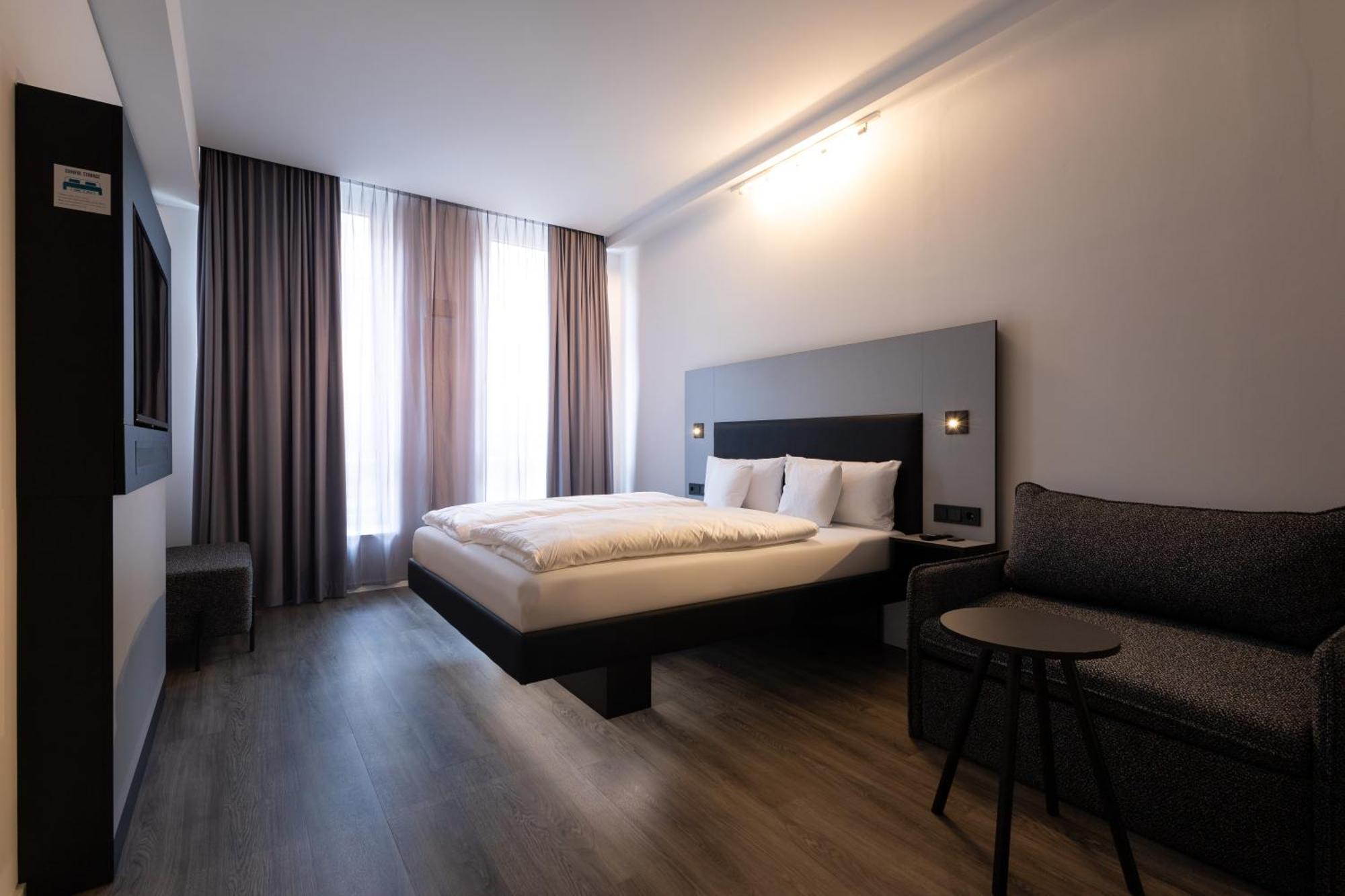 Ginn Apartment-Hotel Stuttgart-Esslingen エスリンゲン エクステリア 写真
